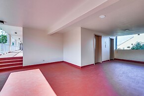 Kailua-kona Condo w/ Balcony: Walk to the Beach!