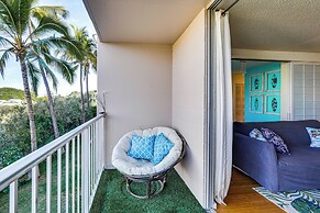 Kailua-kona Condo w/ Balcony: Walk to the Beach!