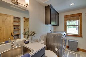 Hot Tub & Fire Pit: Cle Elum Escape!