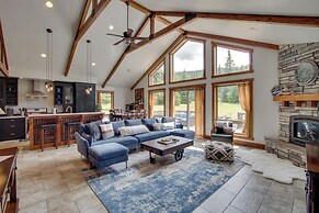 Hot Tub & Fire Pit: Cle Elum Escape!