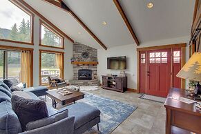 Hot Tub & Fire Pit: Cle Elum Escape!