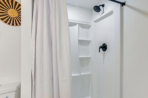 Walk to Beach: Somers Point Apartment!