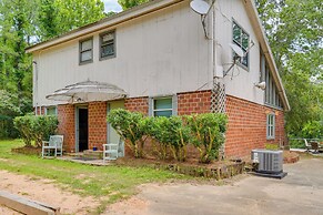 Riverfront Deck: Outdoor Retreat in Fairhope!