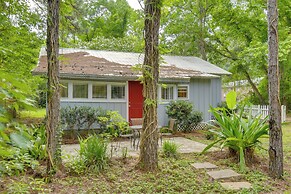 Cozy Fairhope Retreat w/ Patio & Grill!