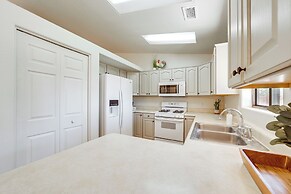 3 Mi to Old Town Cottonwood: Quiet Home w/ Patio