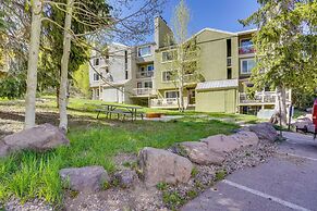 Brian Head Condo w/ Fireplace, Close to Reservoir!