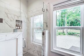 Blue Ridge Cabin w/ Fire Pit ~ 7 Mi to Lake!