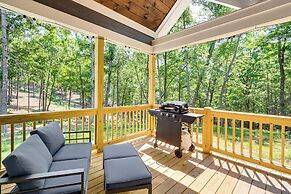 Blue Ridge Cabin w/ Fire Pit ~ 7 Mi to Lake!