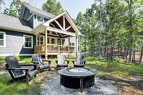 Blue Ridge Cabin w/ Fire Pit ~ 7 Mi to Lake!