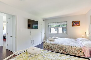 North Bethesda Apartment w/ Community Pool!