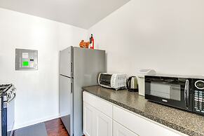 North Bethesda Apartment w/ Community Pool!