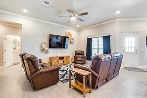 Texas Home w/ Hot Tub: 3 Mi to Downtown Canyon!