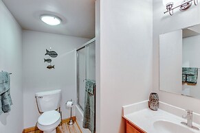 Beach & Lake Access: Brainerd Townhome