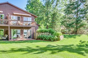 Beach & Lake Access: Brainerd Townhome