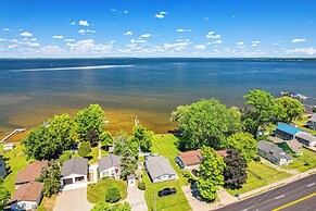 Private Dock & Fire Pit: Houghton Lake Home!