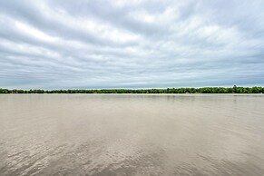 Sullivan Lake Retreat w/ Private Dock + Fire Pit!