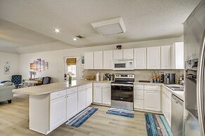 Walk to Gulfport Beach,1 Mi to Marina: Lovely Home