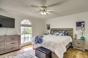 Walk to Gulfport Beach,1 Mi to Marina: Lovely Home