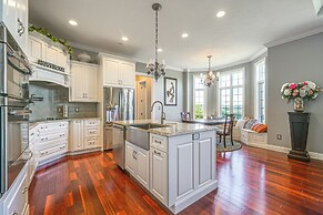 Hanover Retreat w/ Pool, Near Codorus State Park!