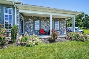 Hanover Retreat w/ Pool, Near Codorus State Park!