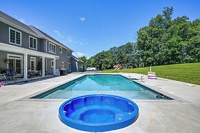 Hanover Retreat w/ Pool, Near Codorus State Park!