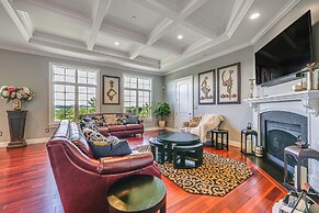 Hanover Retreat w/ Pool, Near Codorus State Park!