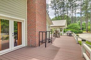 Private Walterboro Estate w/ Deck + Fire Pit!