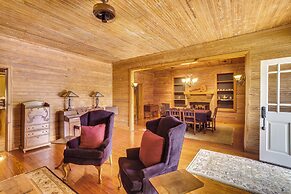 Private Walterboro Estate w/ Deck + Fire Pit!