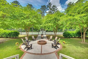 Private Walterboro Estate w/ Deck + Fire Pit!