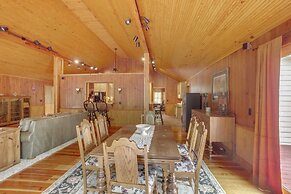 Private Walterboro Estate w/ Deck + Fire Pit!