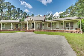 Private Walterboro Estate w/ Deck + Fire Pit!
