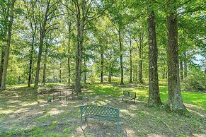 Charming Retreat w/ Patio: Near Grambling/ruston!