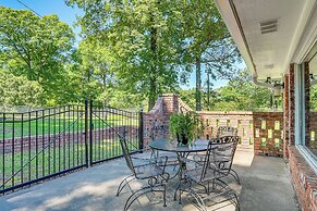 Charming Retreat w/ Patio: Near Grambling/ruston!