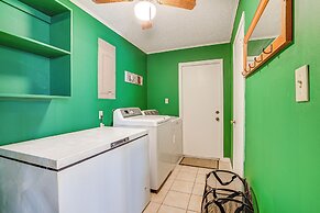 Charming Retreat w/ Patio: Near Grambling/ruston!