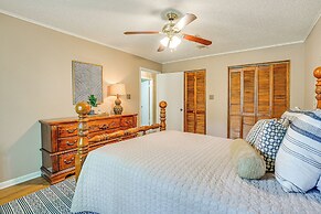 Charming Retreat w/ Patio: Near Grambling/ruston!
