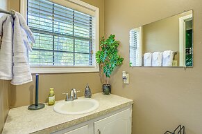 Charming Retreat w/ Patio: Near Grambling/ruston!