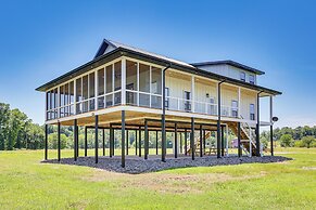 Riverfront Murfreesboro Cabin w/ Fire Pit