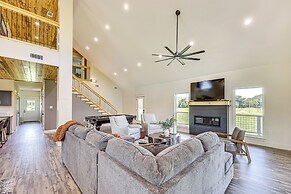 Riverfront Murfreesboro Cabin w/ Fire Pit