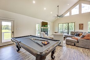 Riverfront Murfreesboro Cabin w/ Fire Pit