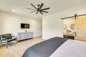 Riverfront Murfreesboro Cabin w/ Fire Pit