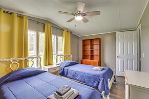 Elloree Vacation Rental ~ 7 Mi to Lake Marion!