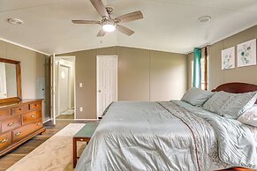 Elloree Vacation Rental ~ 7 Mi to Lake Marion!