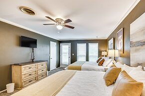 Remote Texas Retreat: Hot Tub, Deck, Grill!