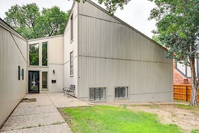 Remote Texas Retreat: Hot Tub, Deck, Grill!