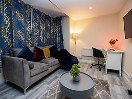 1 Bed-4guests-sofabed-wifi-closetocity-parking