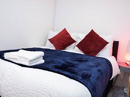 1 Bed-4guests-sofabed-wifi-closetocity-parking