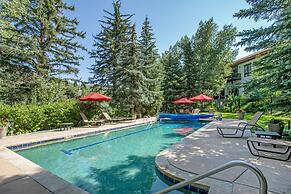 104 Lodge At Brookside 2 Bedroom Condo by RedAwning