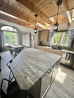 Eva's Place Limit 7 4 Bedroom Home