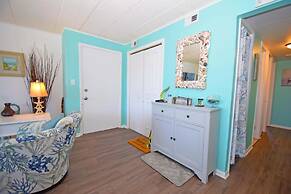 Thunder Island 81b 2 Bedroom Condo by RedAwning