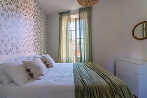 Green Rose by Wonderful Italy